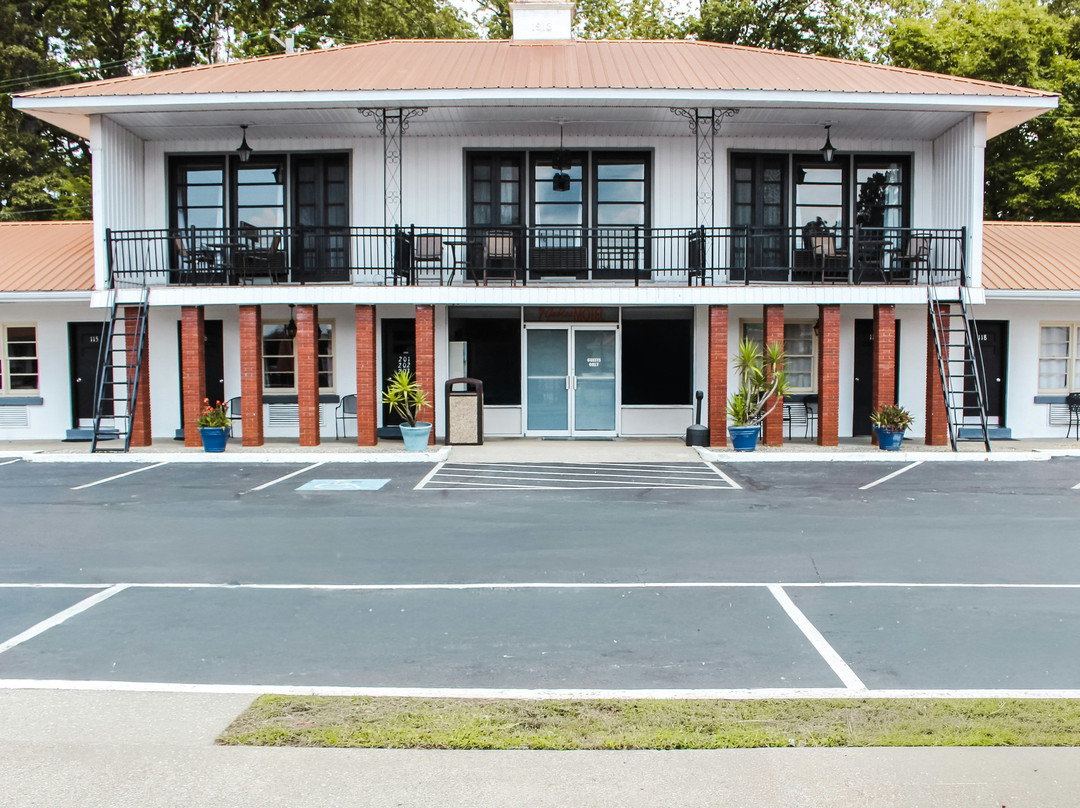 Monticello酒店住宿-7 Gables Motel Burnside Near Somerset US 27