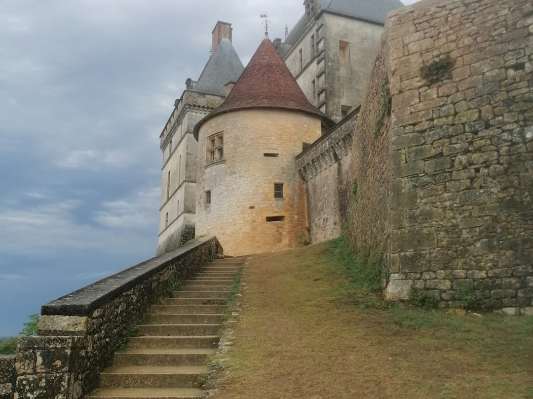 Chateau de Biron-Biron必去景点