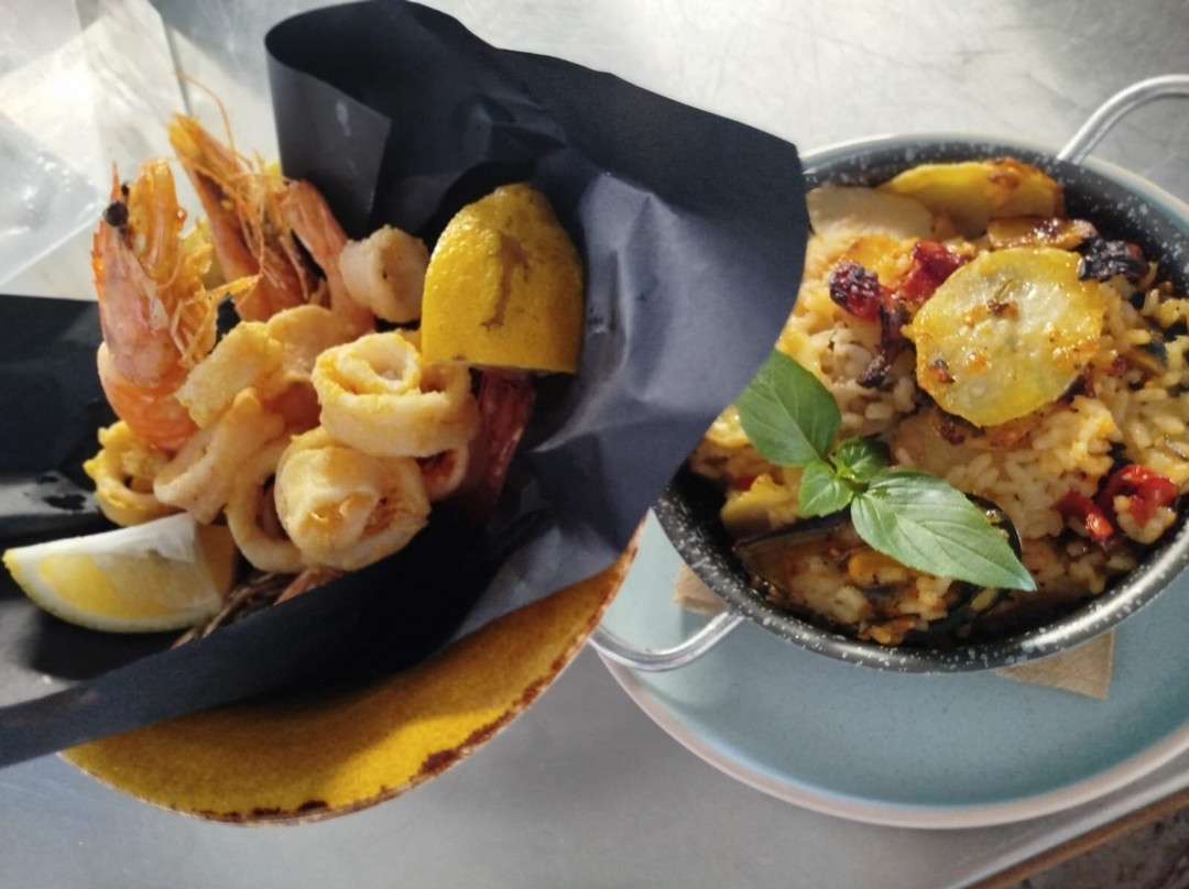 Gusto Food & Wine Trattoria Italiana