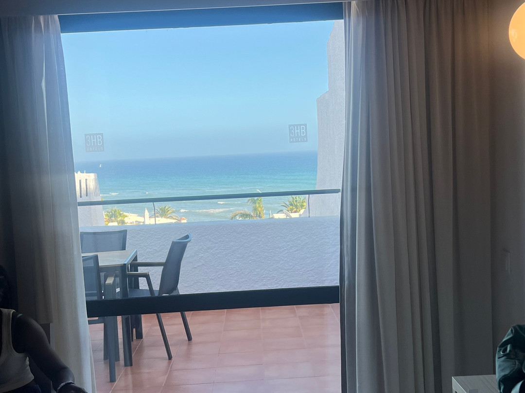 3HB 黄金海滩酒店主图