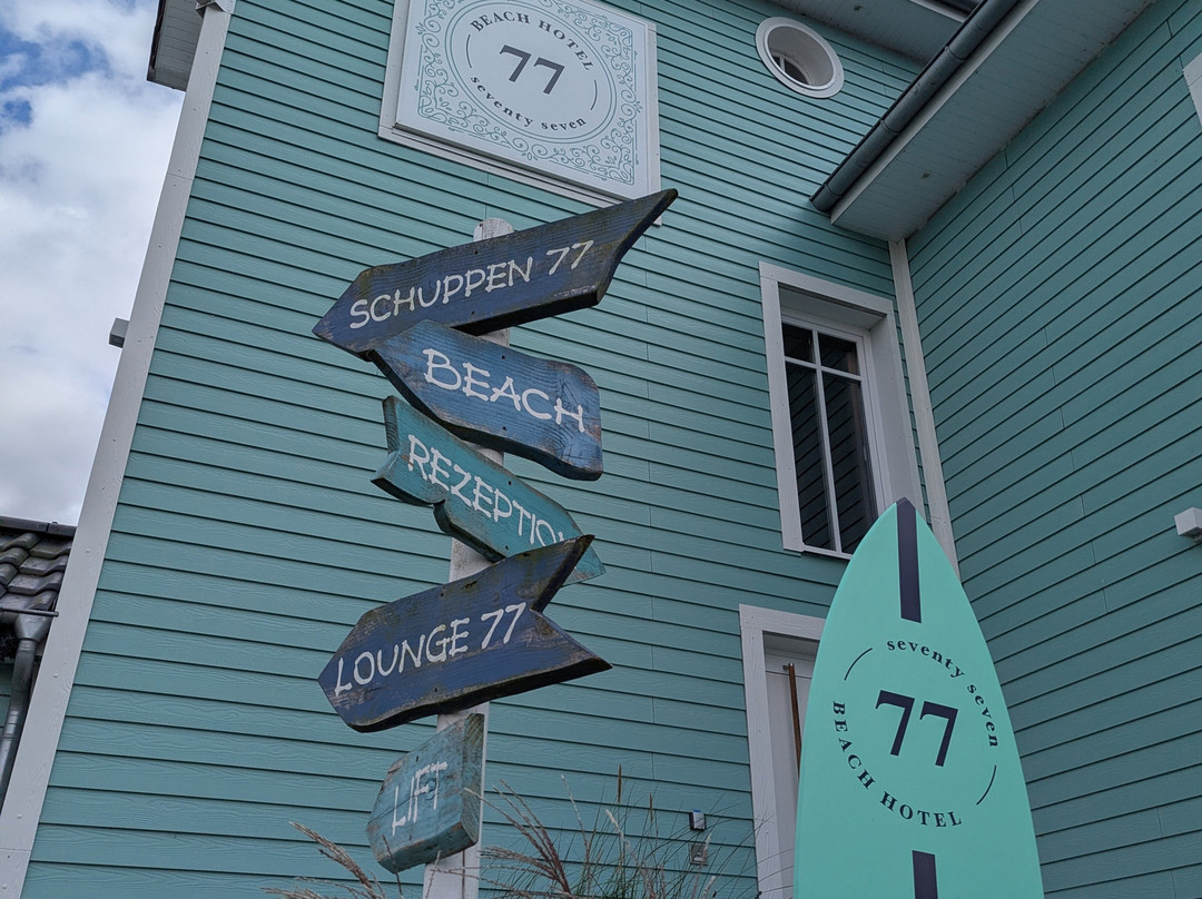 Seventy Seven Beach Hotel主图