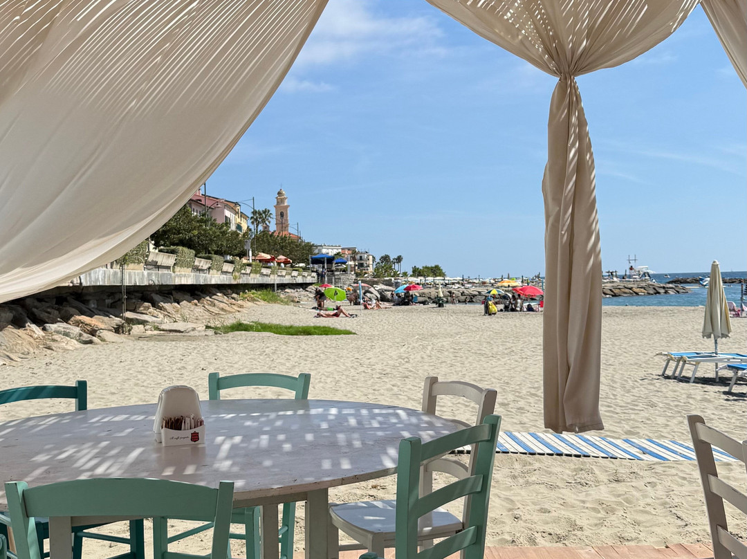 La Punta Beach e Bar-Santo Stefano al Mare必去景点