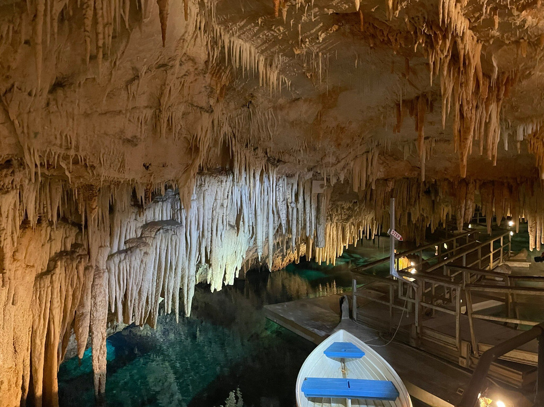 Crystal & Fantasy Caves-Hamilton Parish必去景点