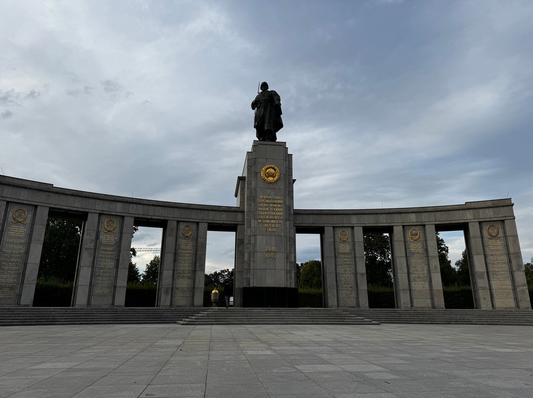 The Soviet War Memorial-波茨坦必去景点