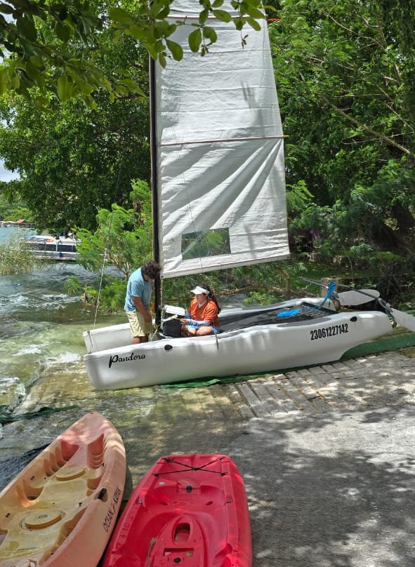 Veleando Ando Bacalar-Bacalar必去景点