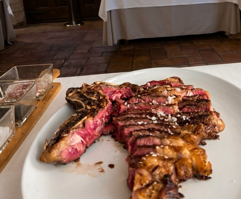 Restaurante Mayor De Migueloa · Carnes y Pescados a la Brasa