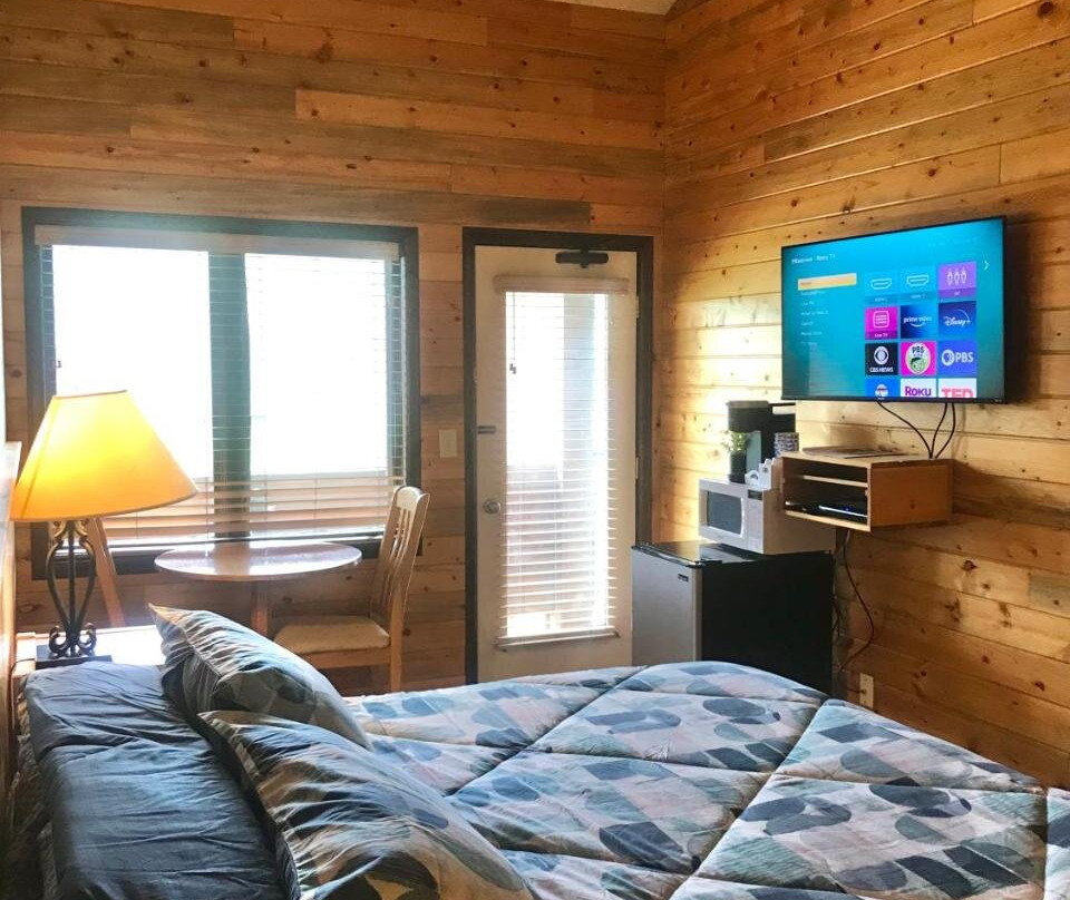 Mountain View Retreat-Resort-Pool-Hot Tub-Near RMNP & WP