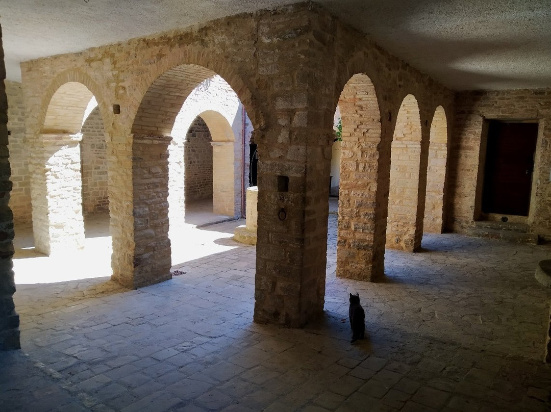 Abbazia del Beato Angelo-Cupramontana必去景点