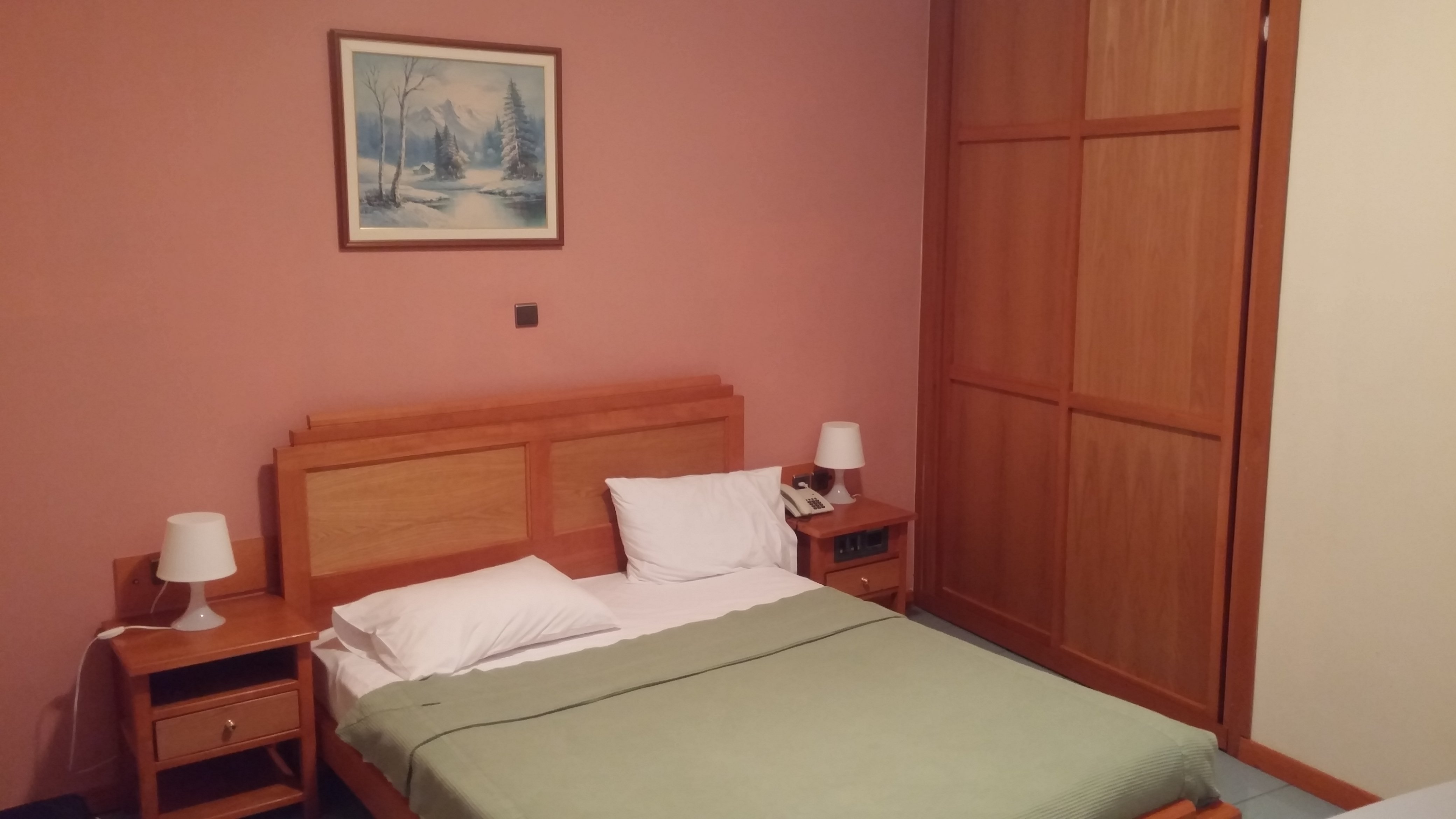 Elena Hotel-官方