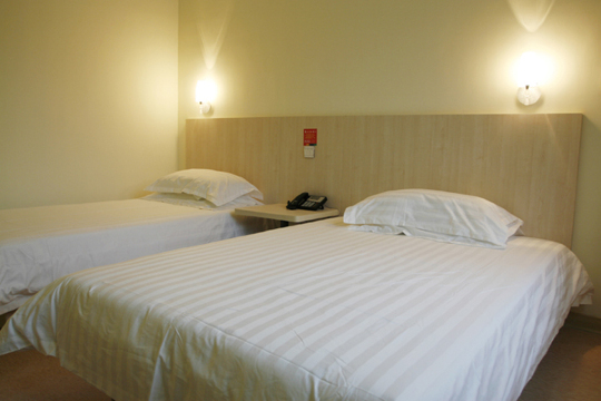 杭州99旅馆连锁东站店-客卧