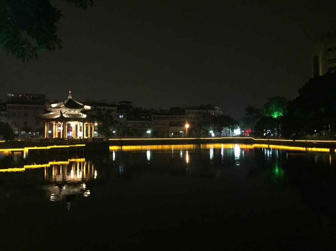 百源川池