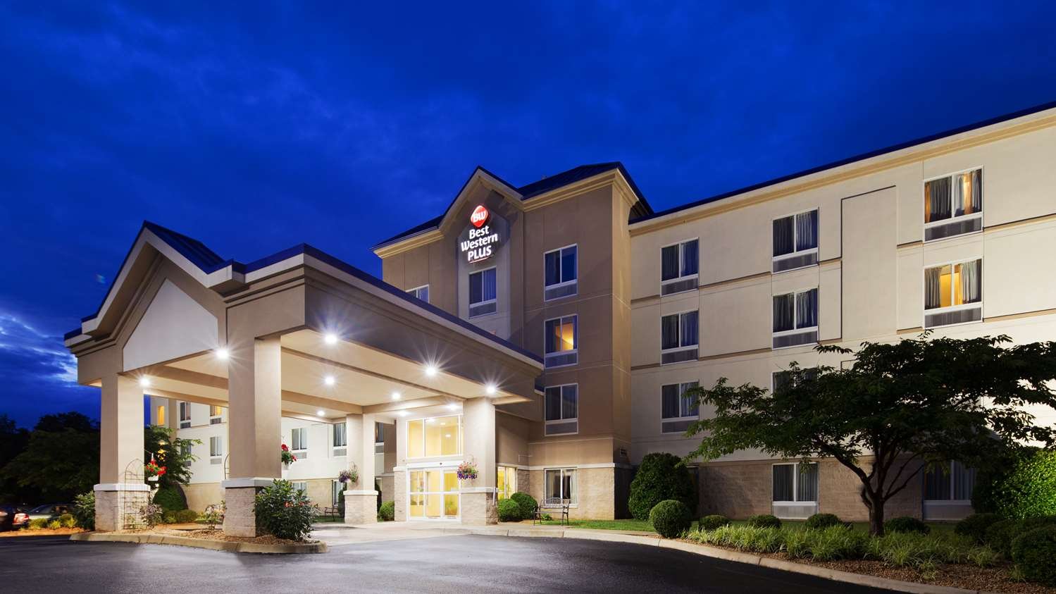 Best Western Plus Waynesboro Inn & Suites Conference Center-官方