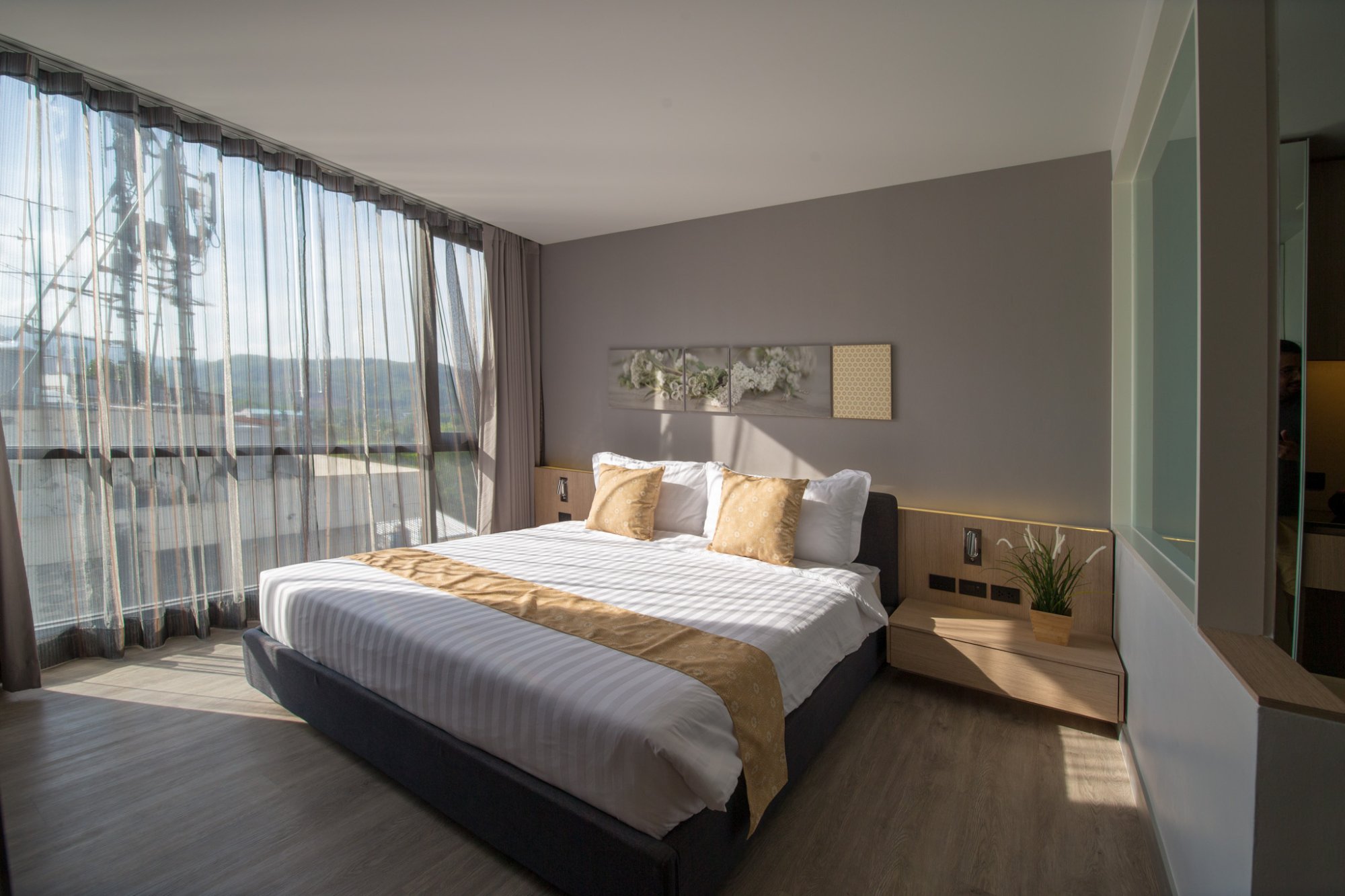 Neca Reiche Hotel-官方