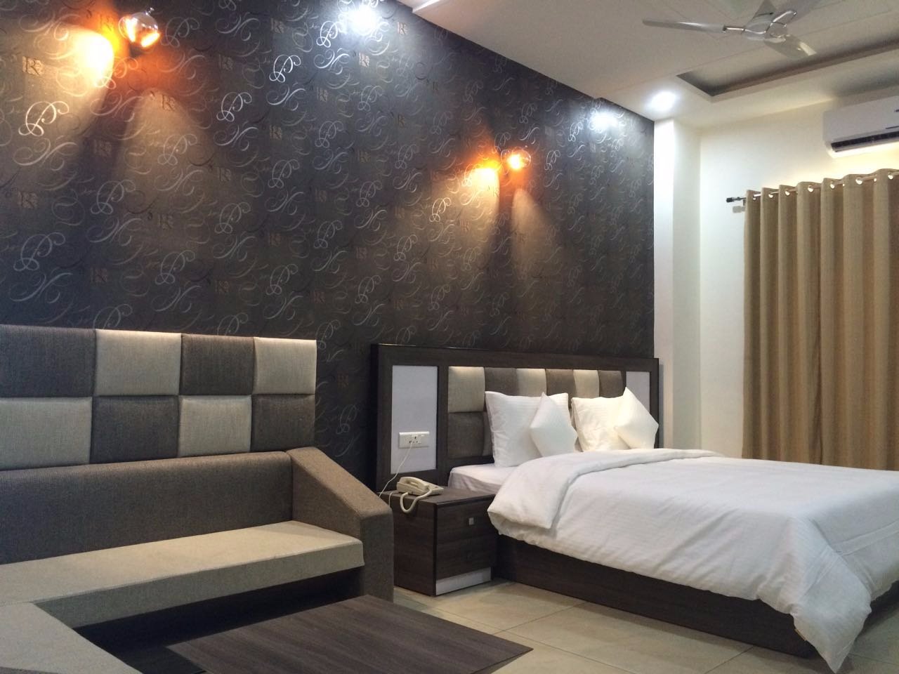 The Galaxy Resort Bahadurgarh-官方