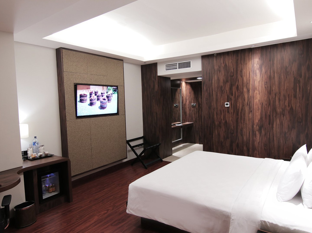 阿里斯塔帕拉姆邦酒店