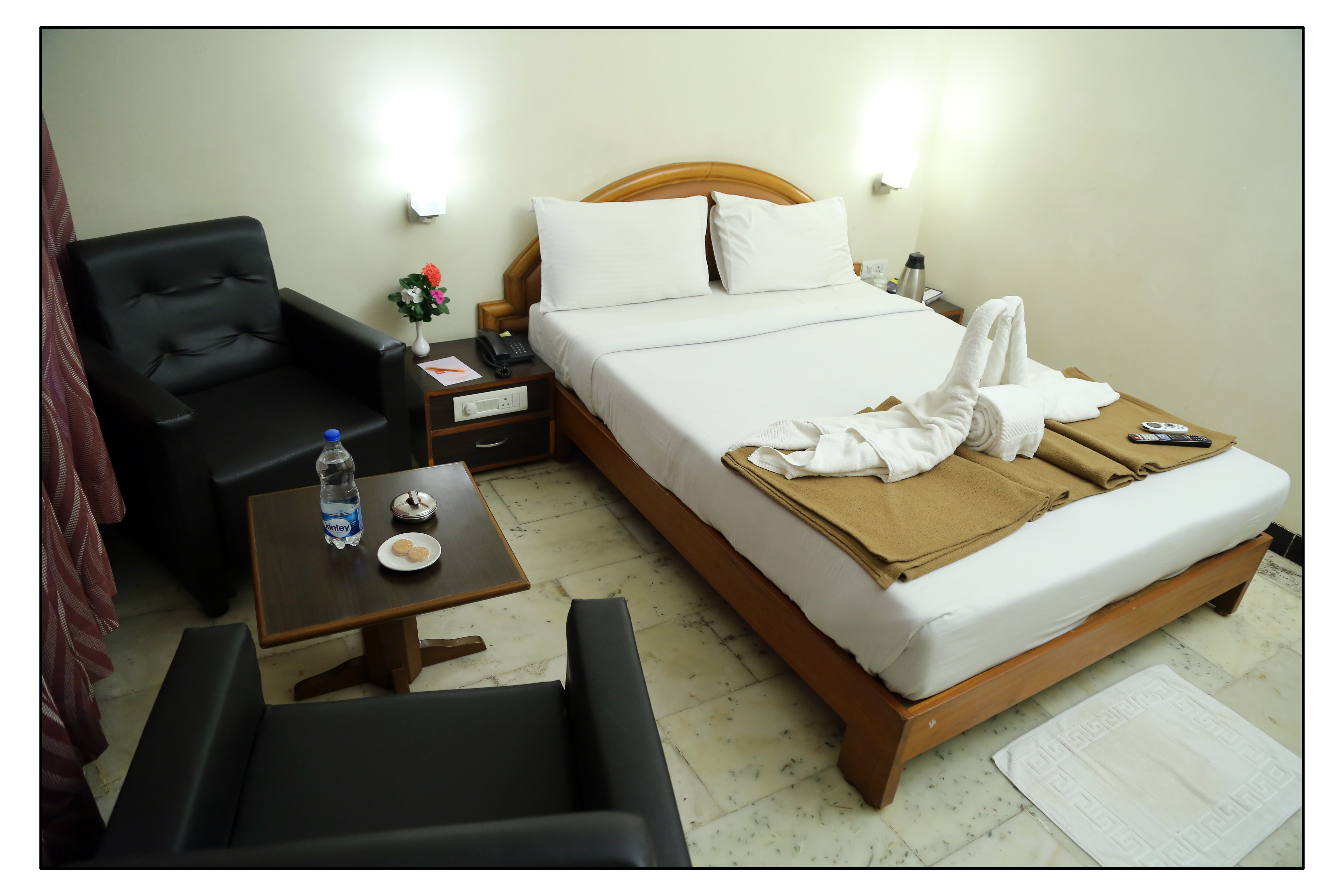 Senthil Residency-官方