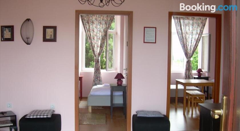 Phara Hostel