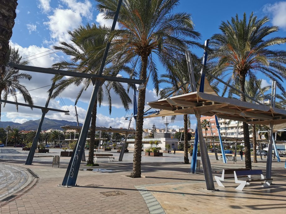 Plaza Multifuncional de San Lorenzo-梅利利亚必去景点
