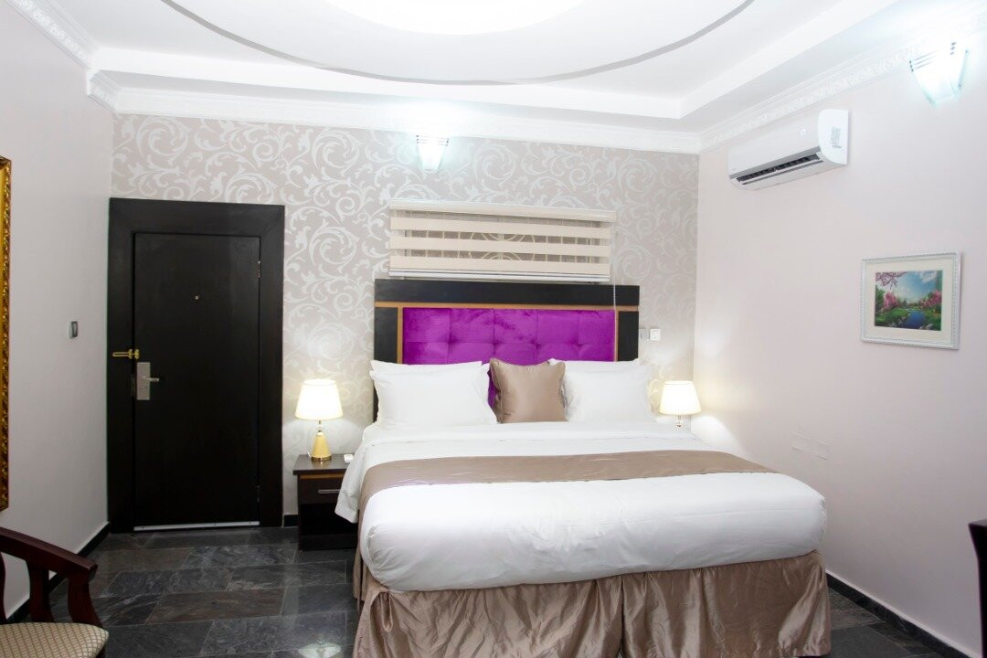 Sparklyn Hotels & Suites Lagos主图