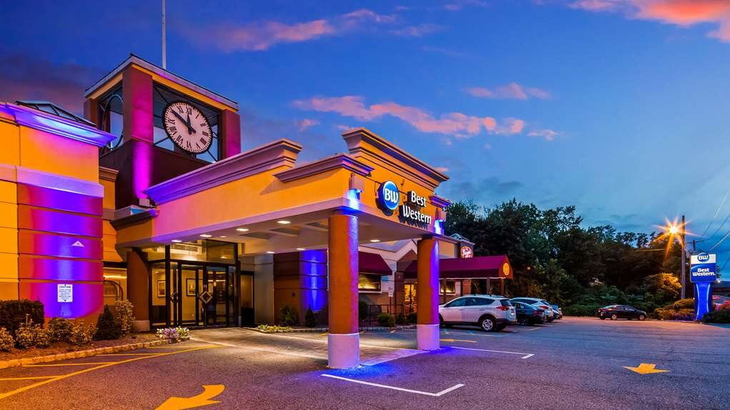 拉姆西贝斯特韦斯特酒店主图