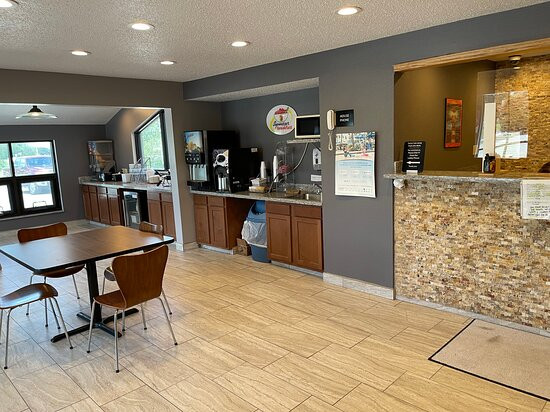 Super 8 by Wyndham Centerville主图