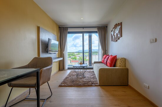 Tour De Phuket Hotel主图