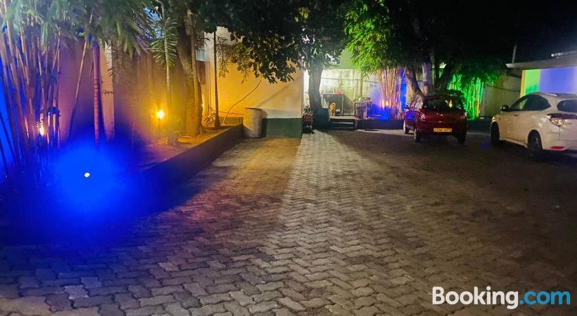 RASH Hotel & Family Restaurant