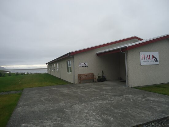 哈利乡村酒店主图