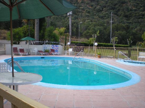 Western Holiday Lodge