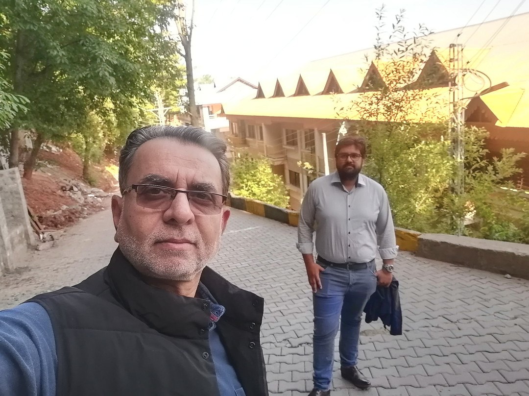 Cecil Murree