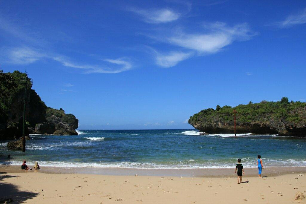 Pantai Gesing景点图片