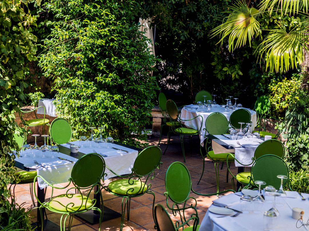 Le Petit Jardin