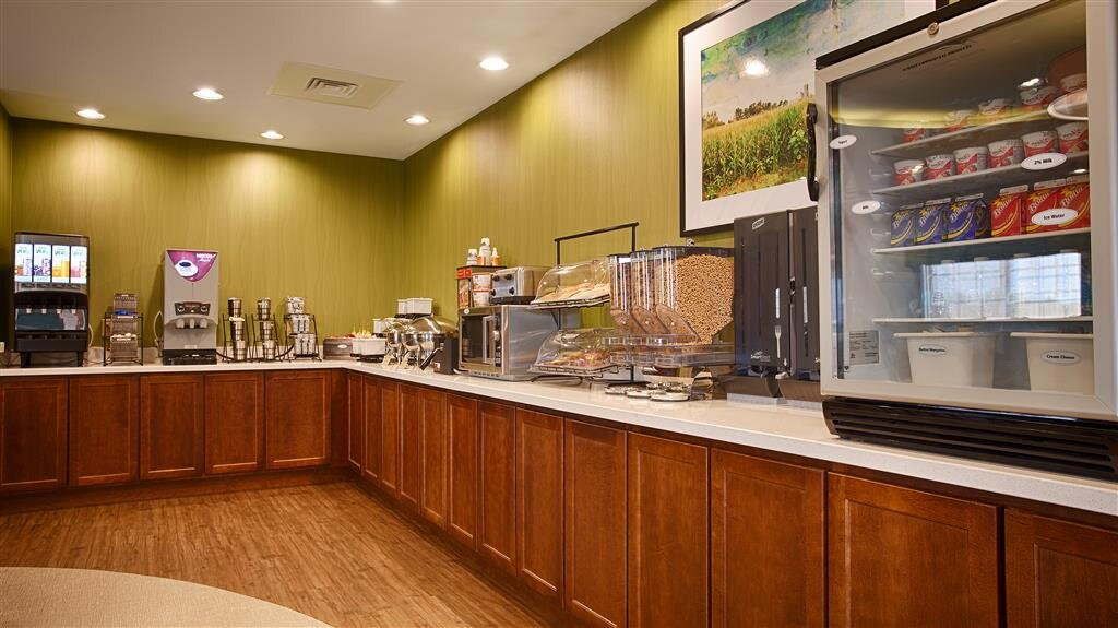 Best Western Plus Patterson Park Inn主图