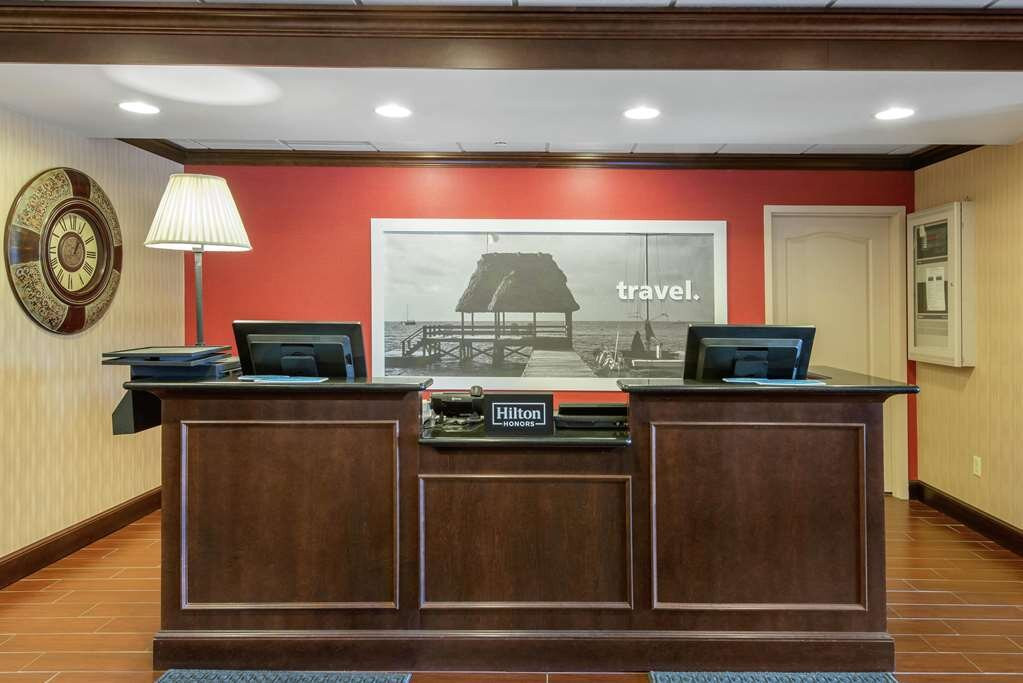 Hampton Inn Meadville主图