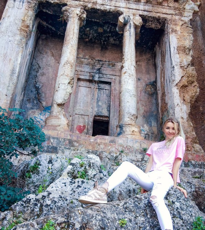 Amynthas Rock Tomb-穆拉必去景点