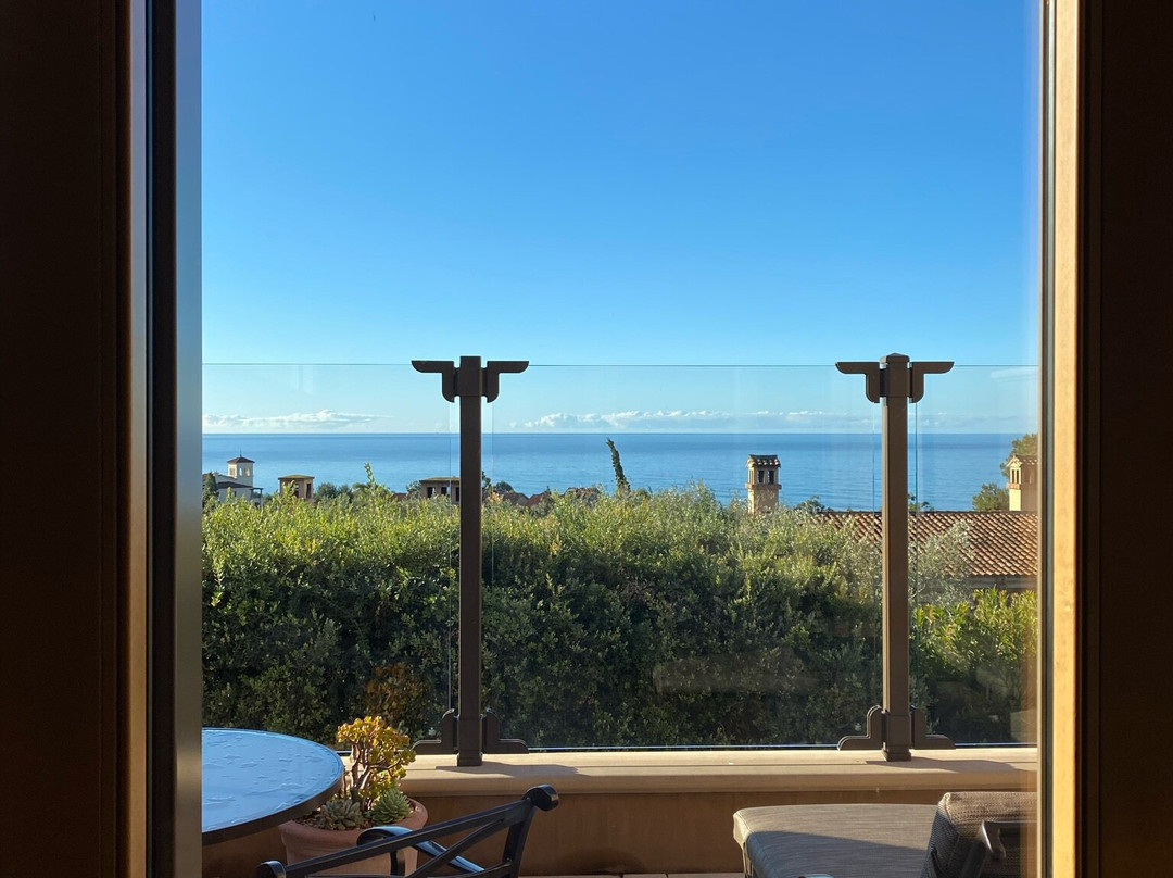 鹈鹕山度假村主图