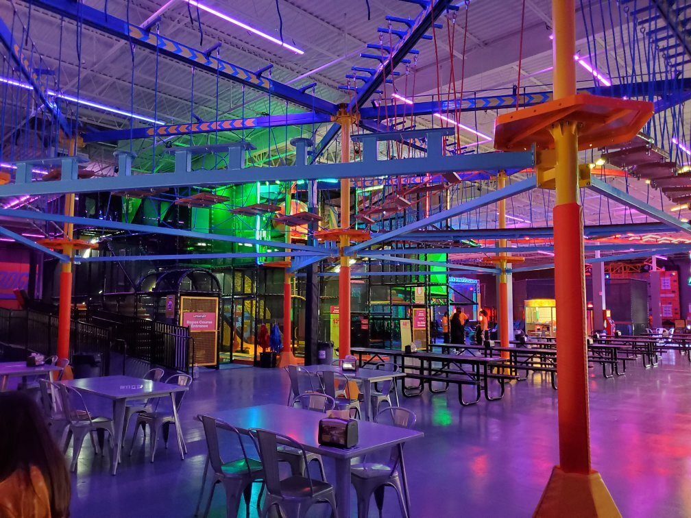 Urban Air Trampoline and Adventure Park景点图片