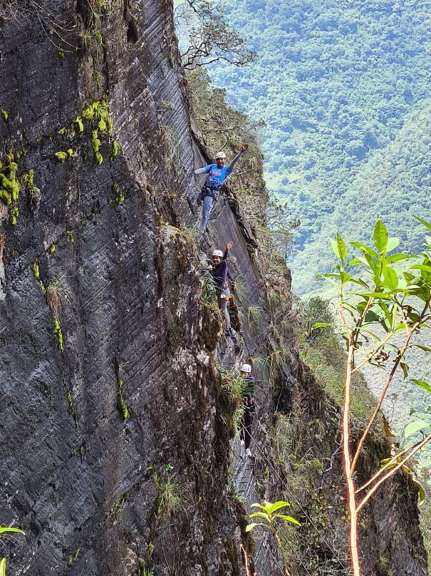 Vertical Route-拉巴斯必去景点