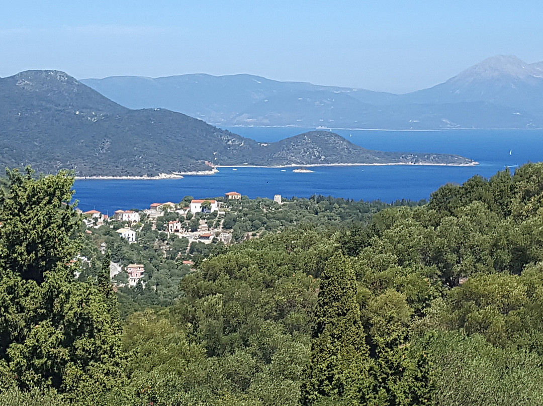 Kioni Harbour-Kioni必去景点