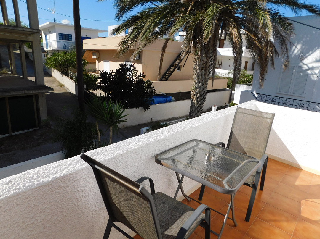 Perdika Mare Guesthouse主图