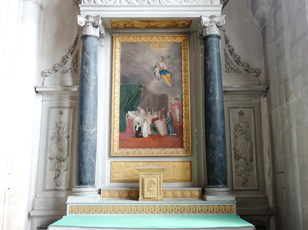 Cathédrale Saint-Louis-布洛瓦必去景点