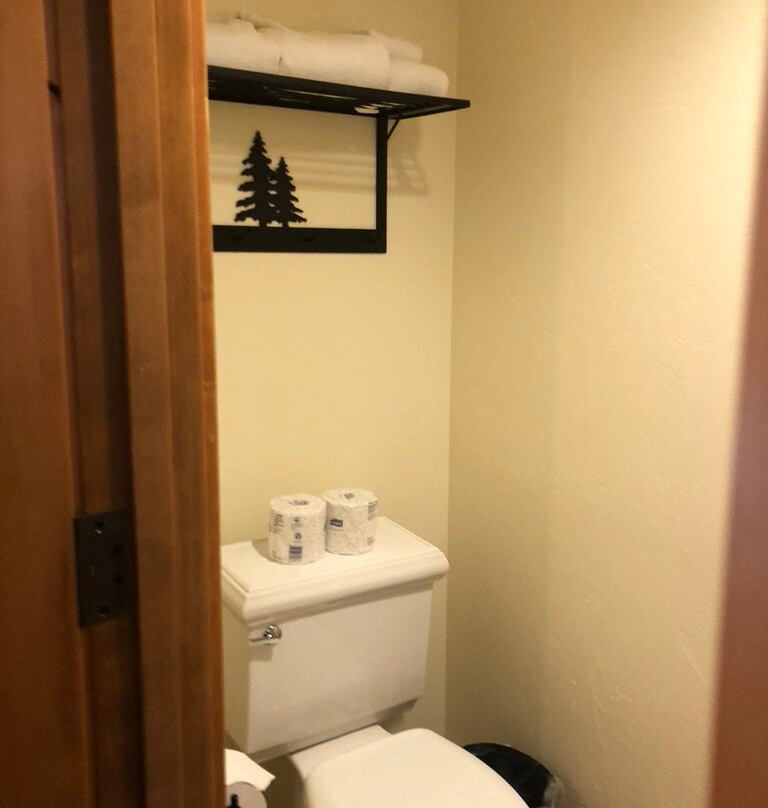 老忠实小木屋旅馆主图