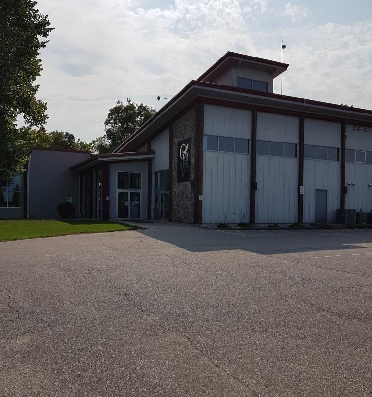 Cooper's Hawk Vineyards-Harrow必去景点