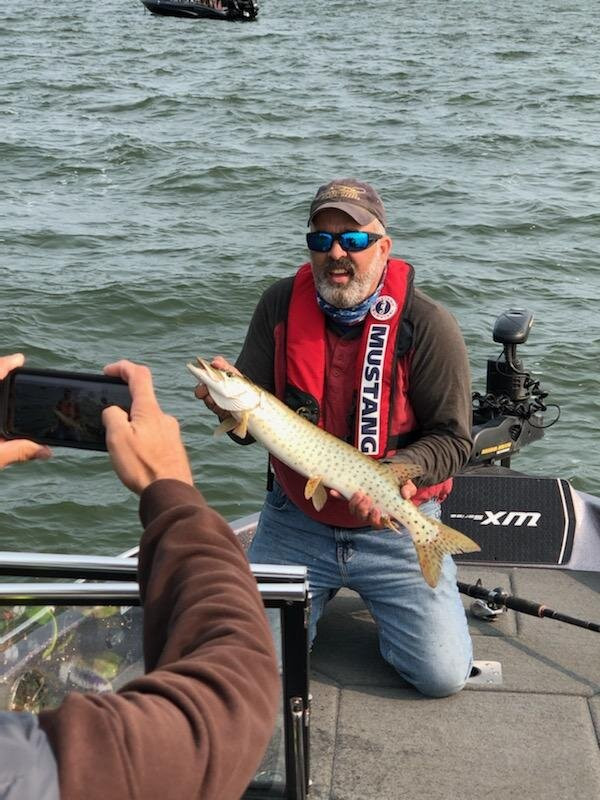 Outright Angling-Walker必去景点