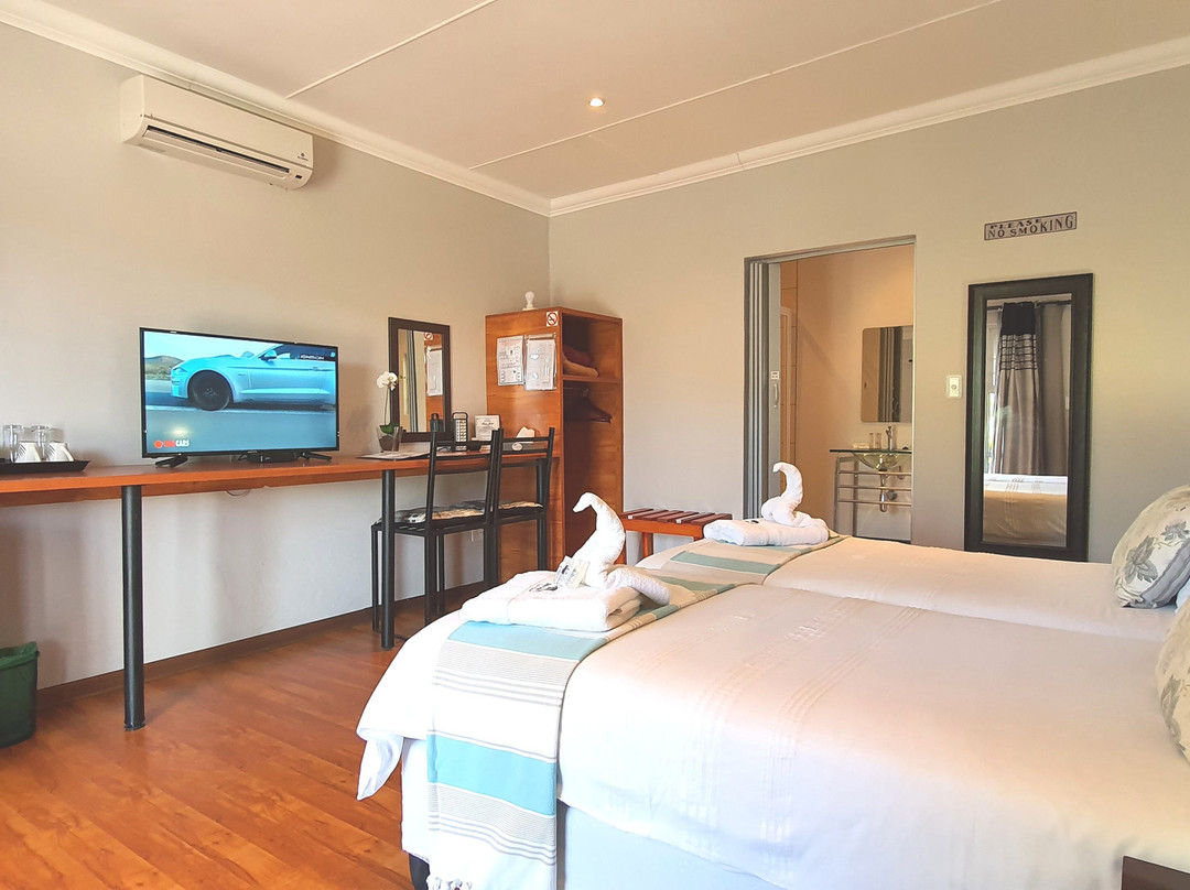 Dive Inn Bed and Breakfast主图