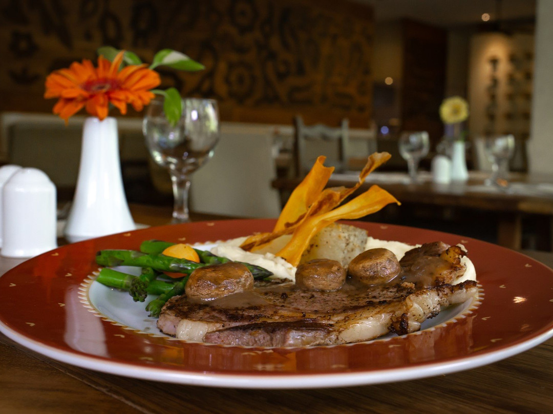 Club Mountain Bay at Matlali by YPJ主图