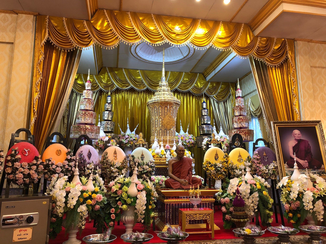 Wat Phikun Thong-他苍必去景点