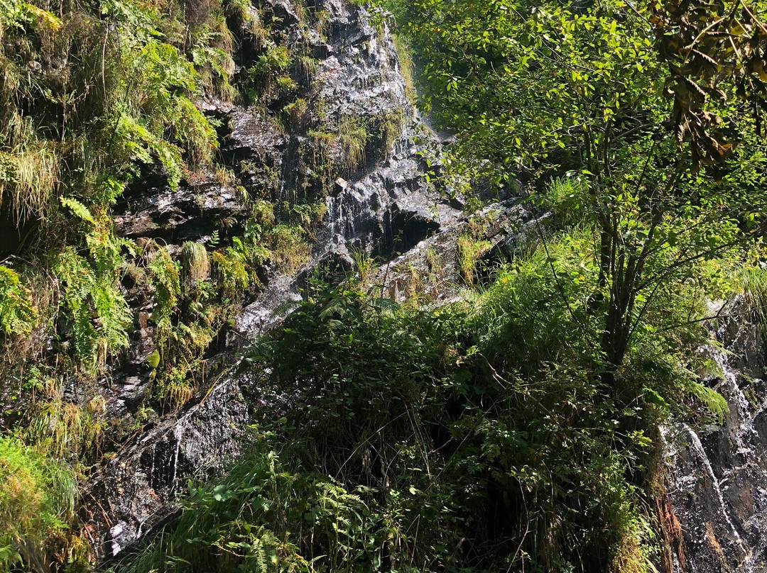 Cascada de Seimeira景点图片