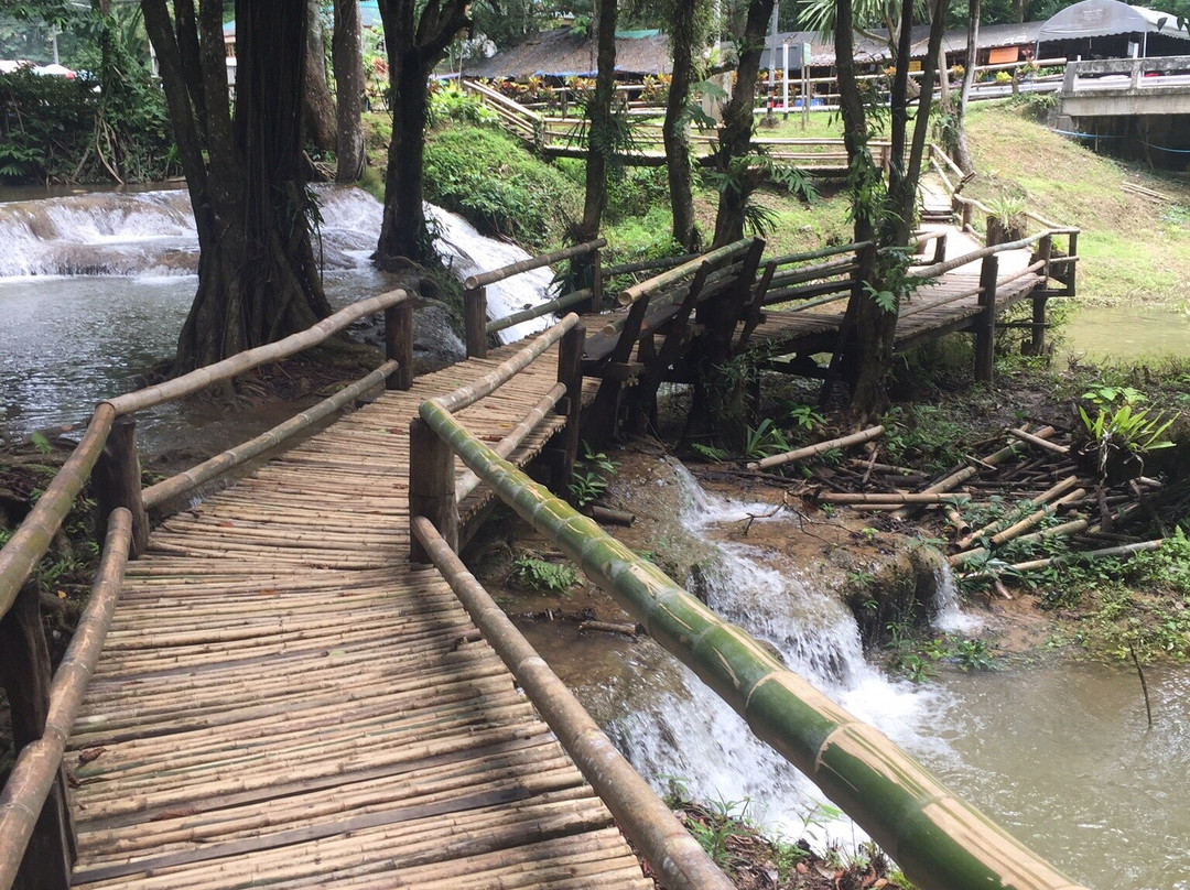 Namtok Kroeng Krawia景点图片