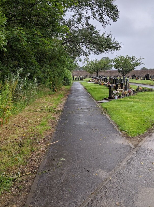 Kilwinning Cemetery景点图片